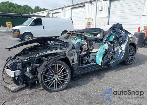 2017 Porsche Panamera 4S z USA, uszkodzony, nr VIN WP0AB2A71HL122382